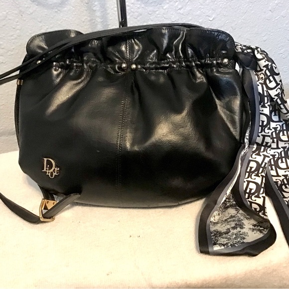 Christian Dior Leather Crossbody Bag/ Gold Chain - Picture 8 of 16